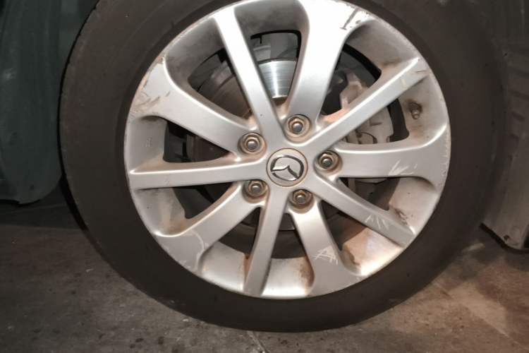 Used Mazda 6 2013 2.0L Automatic Fashion Edition Right Front Wheel Hub