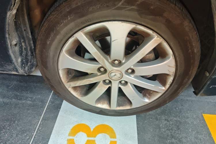 Used Mazda 6 2013 2.0L Automatic Fashion Edition Right Front Wheel Hub