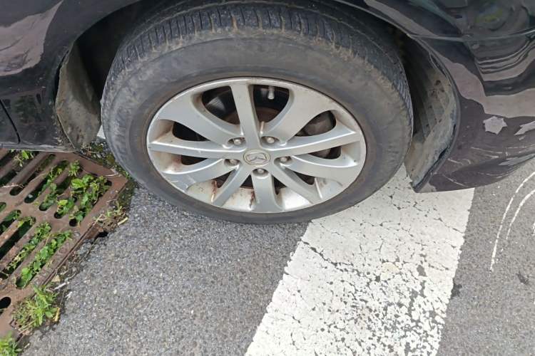 Used Mazda 6 2013 2.0L Automatic Fashion Edition Right Front Wheel Hub