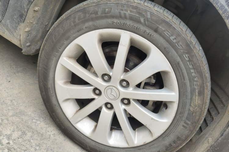 Used Mazda 6 2013 2.0L Automatic Fashion Edition Right Front Wheel Hub