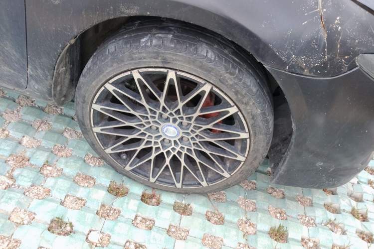 Used Mazda 6 2013 2.0L Automatic Fashion Edition Right Front Wheel Hub