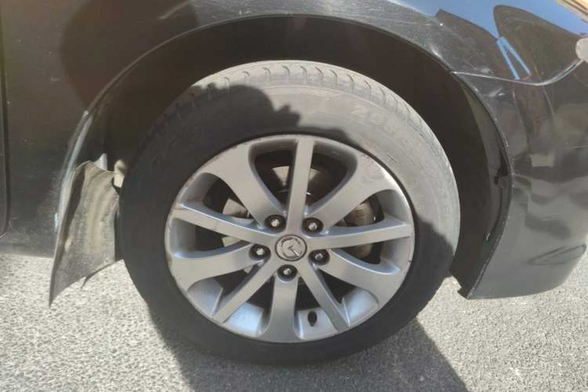 Used Mazda 6 2013 2.0L Automatic Fashion Edition Right Front Wheel Hub