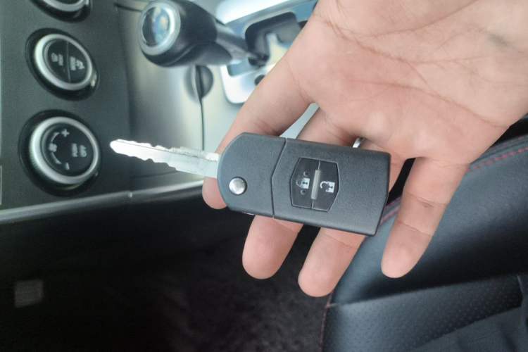 Used Mazda 6 2013 2.0L Automatic Fashion Edition Vehicle Key