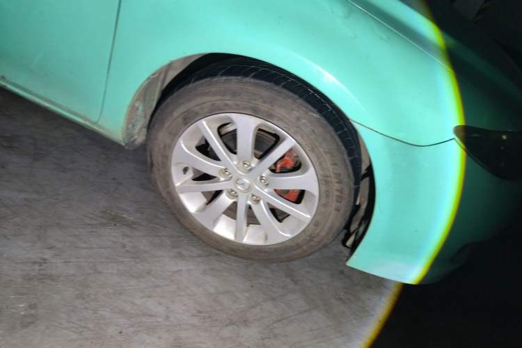 Used Mazda 6 2013 2.0L Automatic Fashion Edition Right Front Wheel Hub