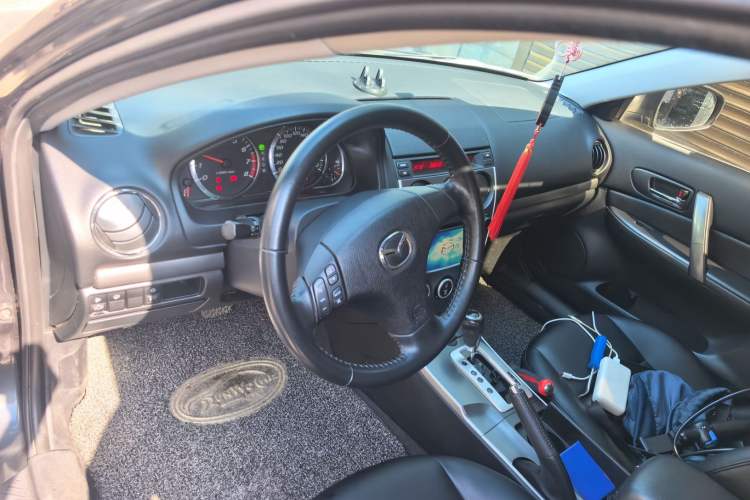 Used Mazda 6 2013 2.0L Automatic Fashion Edition Center Console