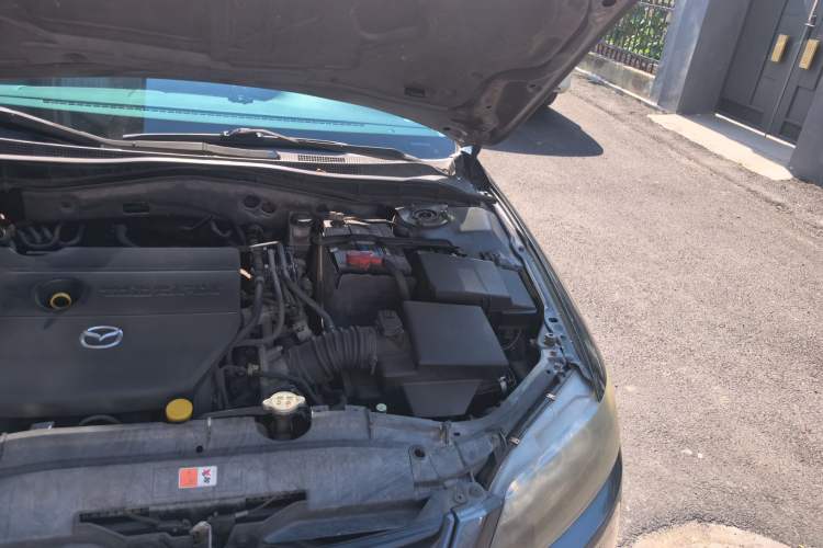 Used Mazda 6 2013 2.0L Automatic Fashion Edition Engine Bay Left