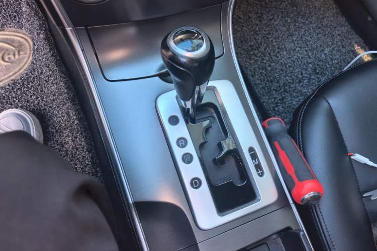 Used Mazda 6 2013 2.0L Automatic Fashion Edition Gear Lever