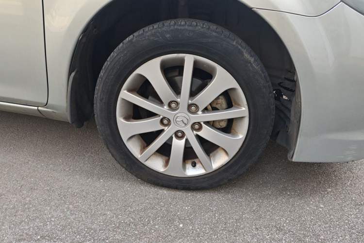 Used Mazda 6 2013 2.0L Automatic Fashion Edition Right Front Wheel Hub