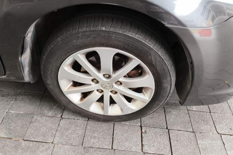 Used Mazda 6 2013 2.0L Automatic Fashion Edition Right Front Wheel Hub