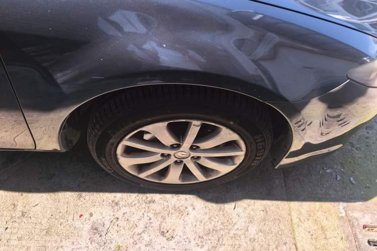 Used Mazda 6 2013 2.0L Automatic Fashion Edition Right Front Wheel Hub