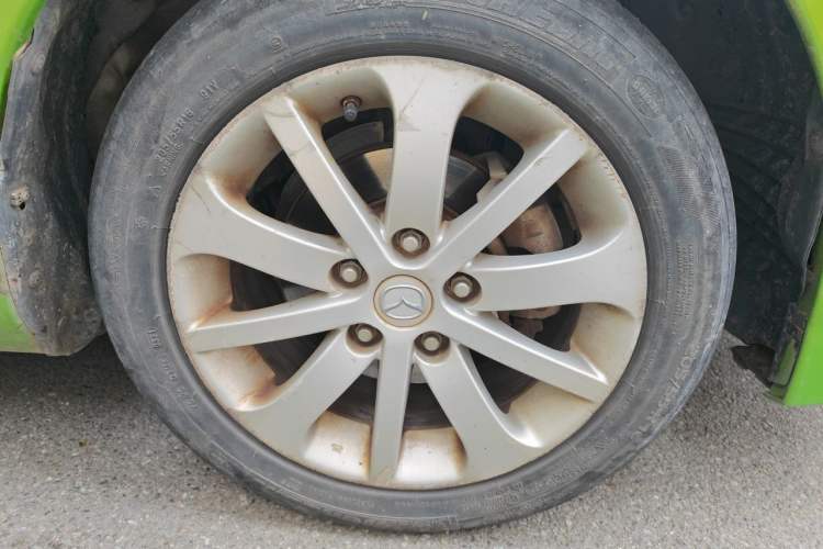 Used Mazda 6 2013 2.0L Automatic Fashion Edition Right Front Wheel Hub