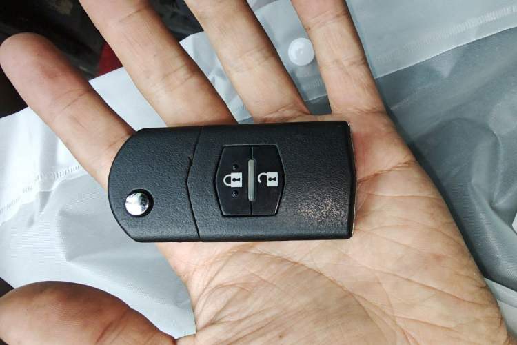 Used Mazda 6 2013 2.0L Automatic Fashion Edition Vehicle Key
