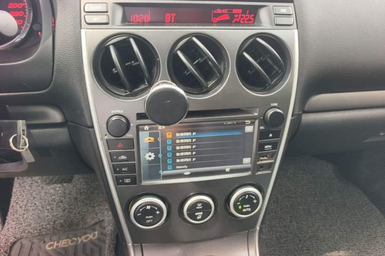 Used Mazda 6 2013 2.0L Automatic Ultra-Luxury Model Audio And AC Panel