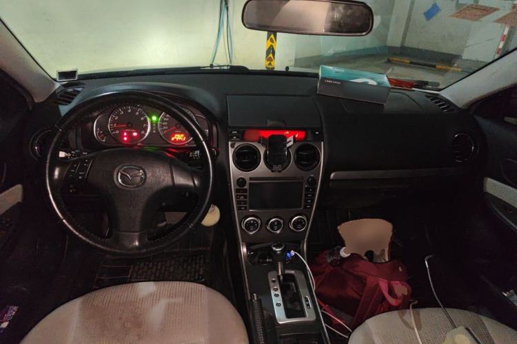 Used Mazda 6 2013 2.0L Automatic Fashion Edition Center Console