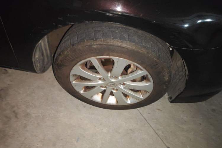 Used Mazda 6 2013 2.0L Automatic Fashion Edition Right Front Wheel Hub
