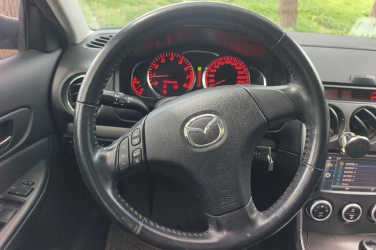 Used Mazda 6 2013 2.0L Automatic Ultra-Luxury Model Steering Wheel