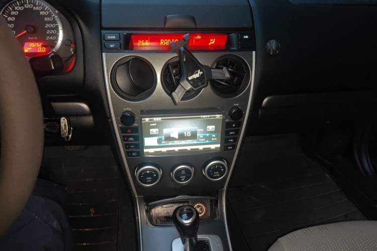 Used Mazda 6 2013 2.0L Automatic Fashion Edition Audio And AC Panel