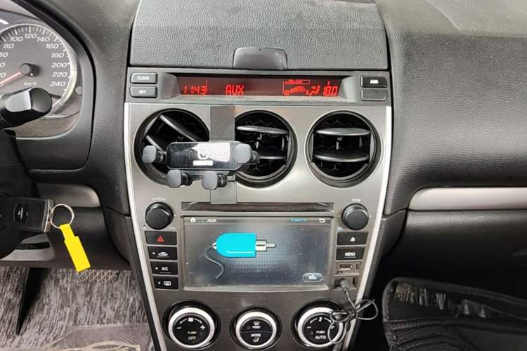 Used Mazda 6 2013 2.0L Automatic Fashion Edition Audio And AC Panel