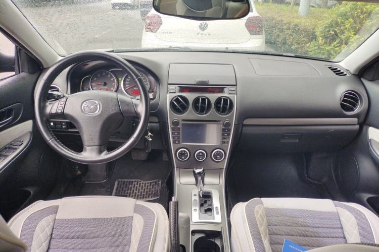 Used Mazda 6 2013 2.0L Automatic Fashion Edition Center Console