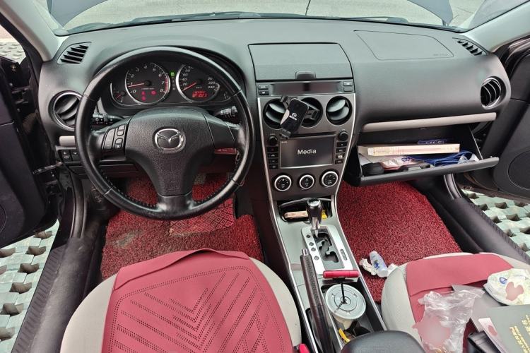 Used Mazda 6 2013 2.0L Automatic Fashion Edition Center Console