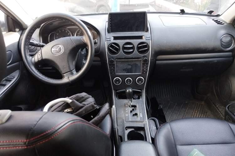 Used Mazda 6 2013 2.0L Automatic Fashion Edition Center Console