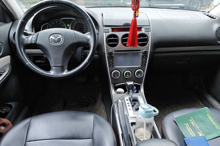 Used Mazda 6 2013 2.0L Automatic Fashion Edition Center Console