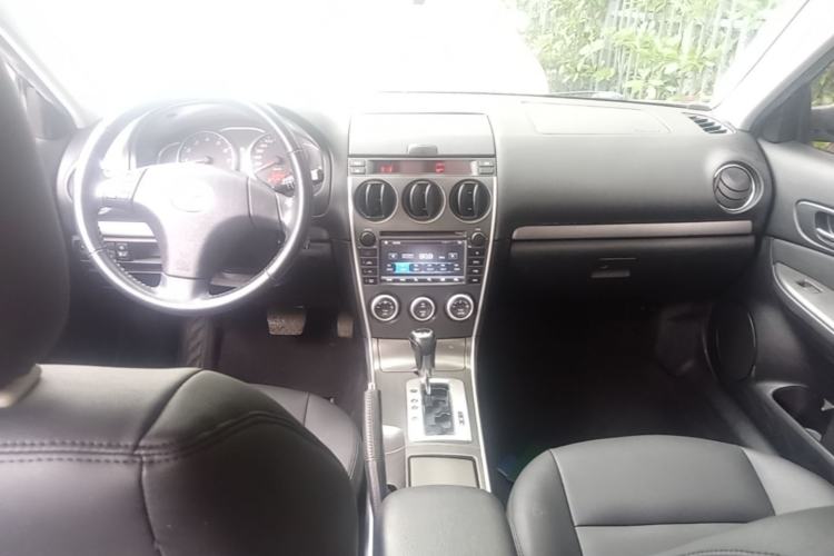 Used Mazda 6 2013 2.0L Automatic Fashion Edition Center Console