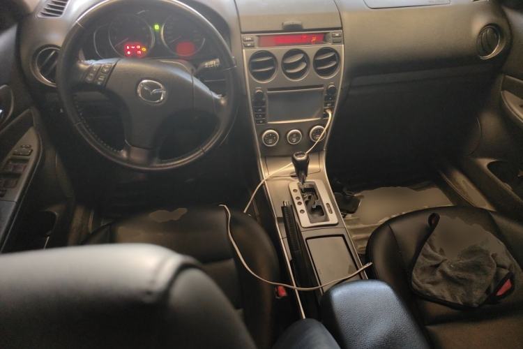 Used Mazda 6 2013 2.0L Automatic Fashion Edition Center Console