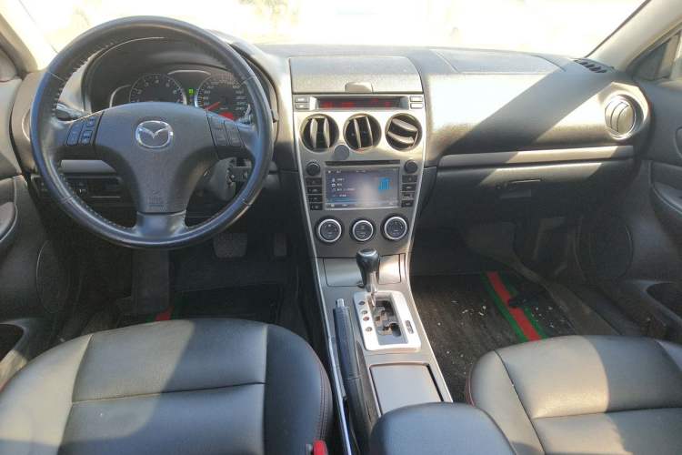 Used Mazda 6 2013 2.0L Automatic Fashion Edition Center Console