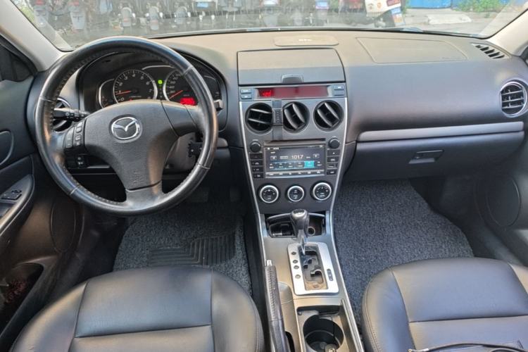 Used Mazda 6 2013 2.0L Automatic Fashion Edition Center Console