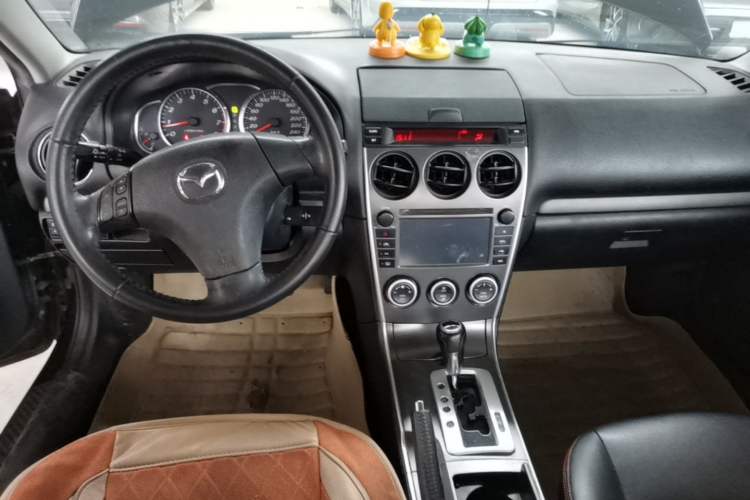 Used Mazda 6 2013 2.0L Automatic Fashion Edition Center Console