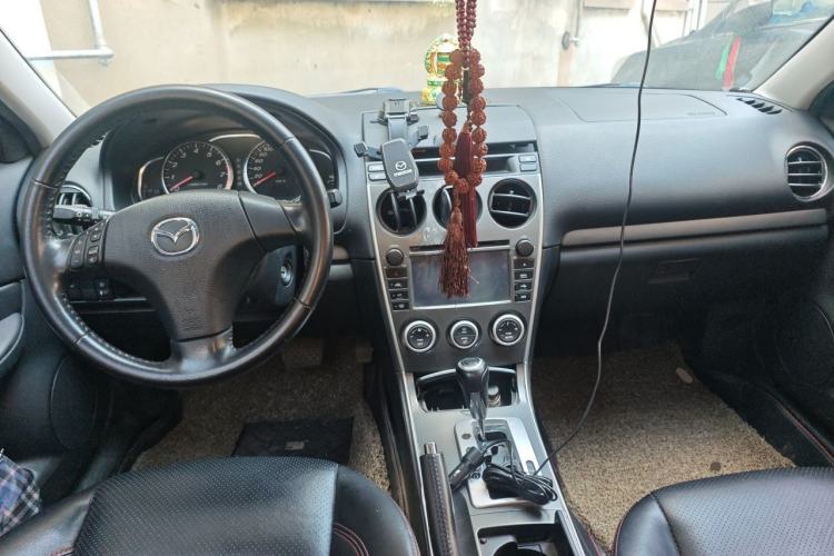 Used Mazda 6 2013 2.0L Automatic Fashion Edition Center Console