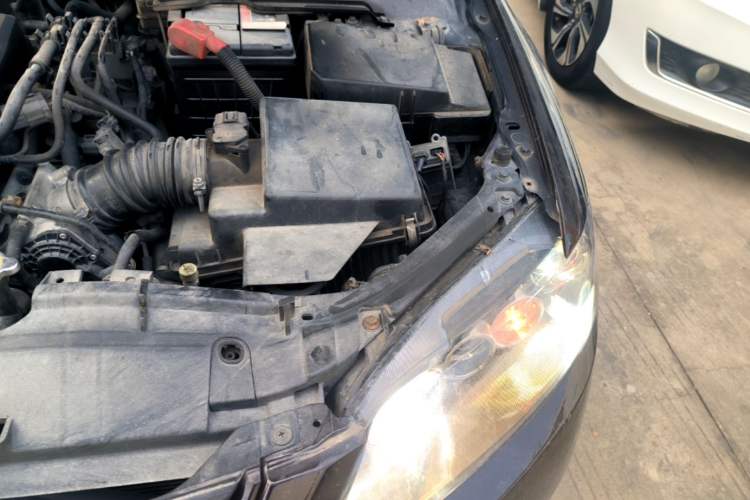 Used Mazda 6 2013 2.0L Automatic Fashion Edition Engine Bay Left