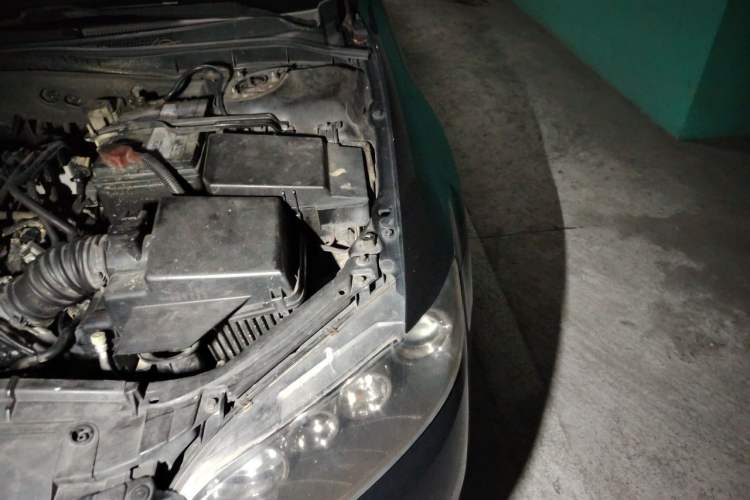 Used Mazda 6 2013 2.0L Automatic Fashion Edition Engine Bay Left