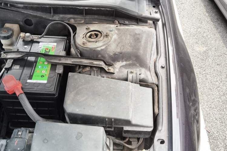 Used Mazda 6 2013 2.0L Automatic Fashion Edition Engine Bay Left