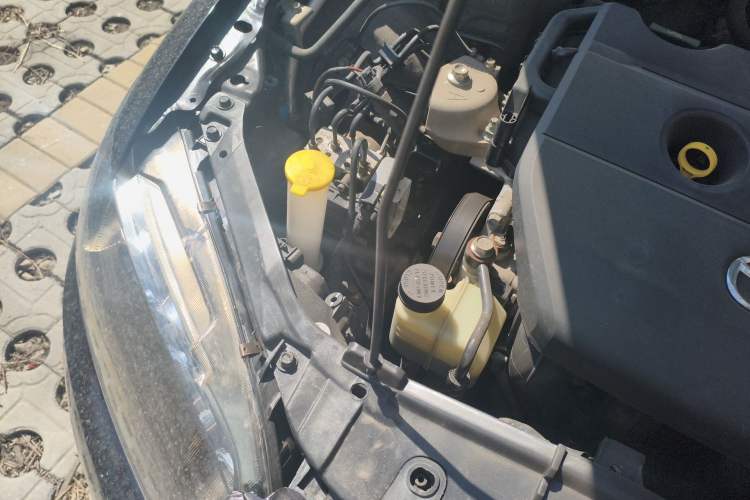 Used Mazda 6 2013 2.0L Automatic Fashion Edition Engine Bay Right