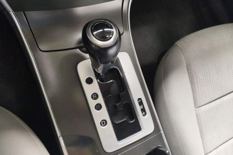 Used Mazda 6 2013 2.0L Automatic Fashion Edition Gear Lever
