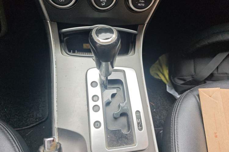 Used Mazda 6 2013 2.0L Automatic Fashion Edition Gear Lever