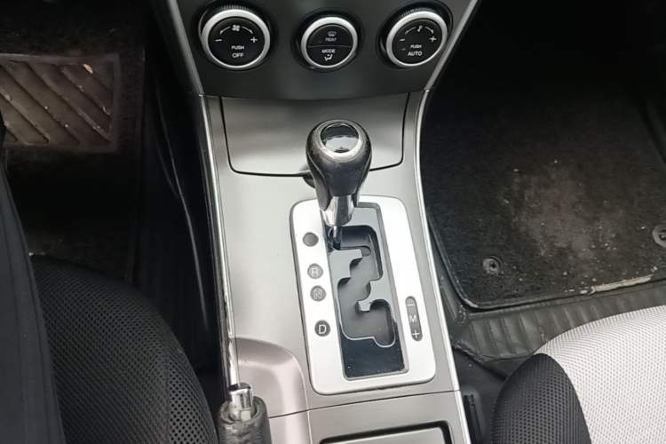 Used Mazda 6 2013 2.0L Automatic Fashion Edition Gear Lever