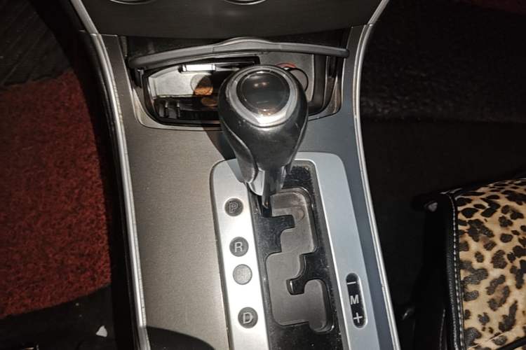 Used Mazda 6 2013 2.0L Automatic Fashion Edition Gear Lever