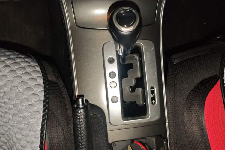 Used Mazda 6 2013 2.0L Automatic Fashion Edition Gear Lever