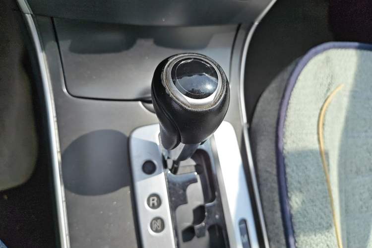 Used Mazda 6 2013 2.0L Automatic Fashion Edition Gear Lever