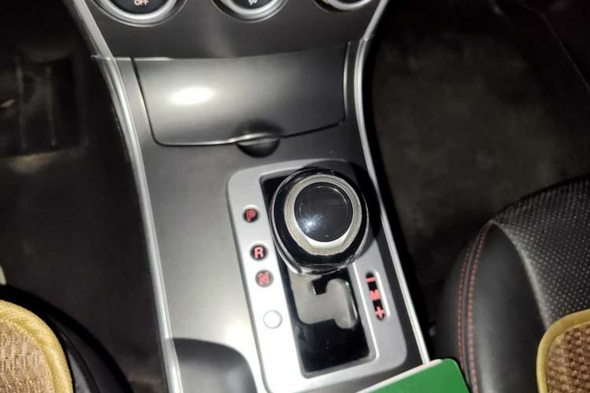 Used Mazda 6 2013 2.0L Automatic Fashion Edition Gear Lever