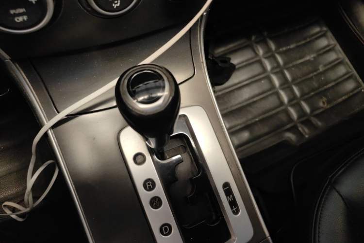 Used Mazda 6 2013 2.0L Automatic Fashion Edition Gear Lever