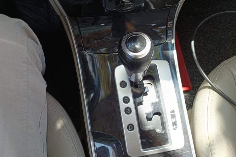 Used Mazda 6 2013 2.0L Automatic Fashion Edition Gear Lever
