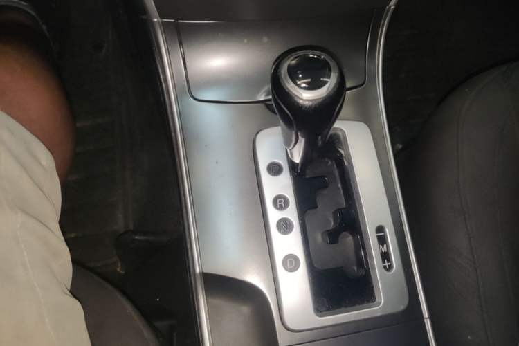 Used Mazda 6 2013 2.0L Automatic Fashion Edition Gear Lever