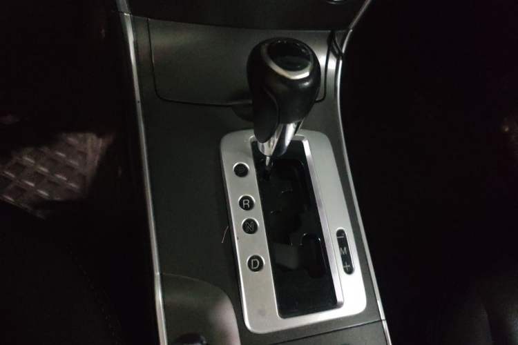 Used Mazda 6 2013 2.0L Automatic Fashion Edition Gear Lever