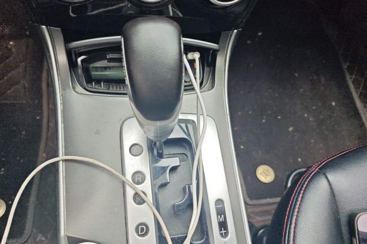 Used Mazda 6 2013 2.0L Automatic Fashion Edition Gear Lever