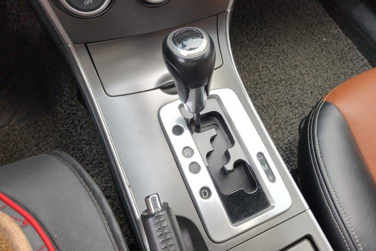 Used Mazda 6 2013 2.0L Automatic Fashion Edition Gear Lever