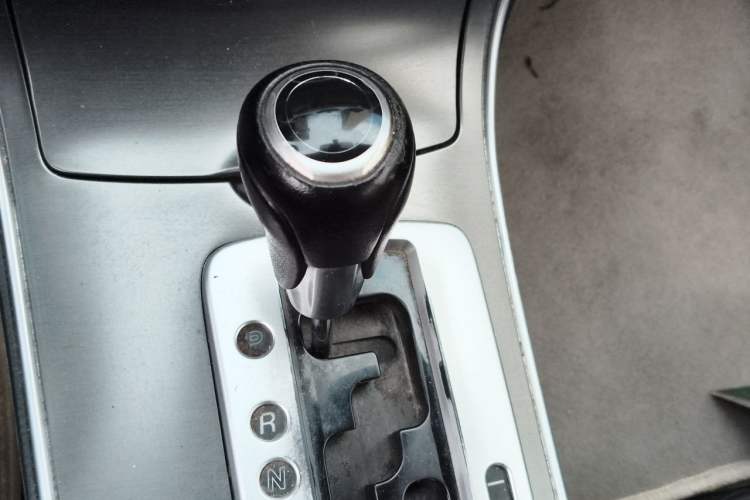 Used Mazda 6 2013 2.0L Automatic Fashion Edition Gear Lever